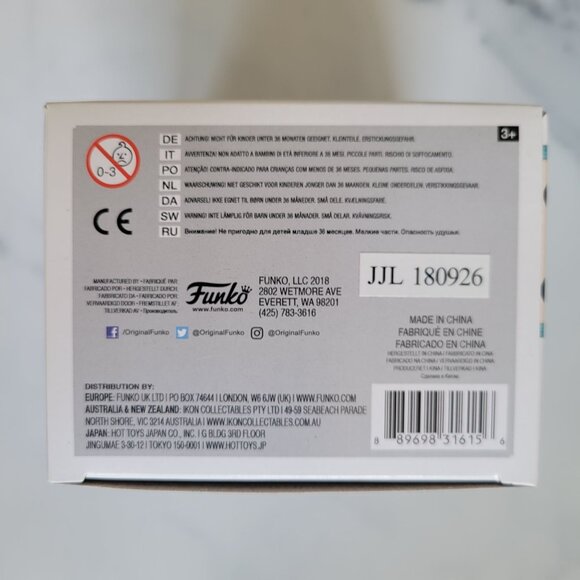 Funko Pop! Hot Topic Girl #SE Hot Topic Exclusive FC7 - Picture 7 of 15